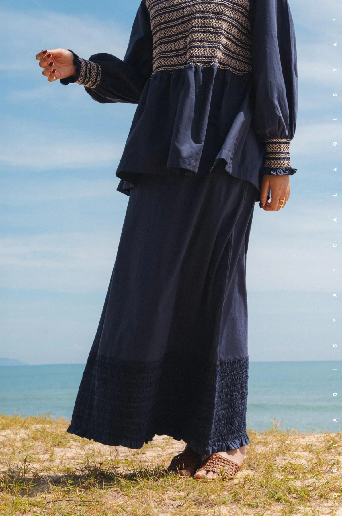 RESORT: RUI SKIRT IN BARITONE BLUE