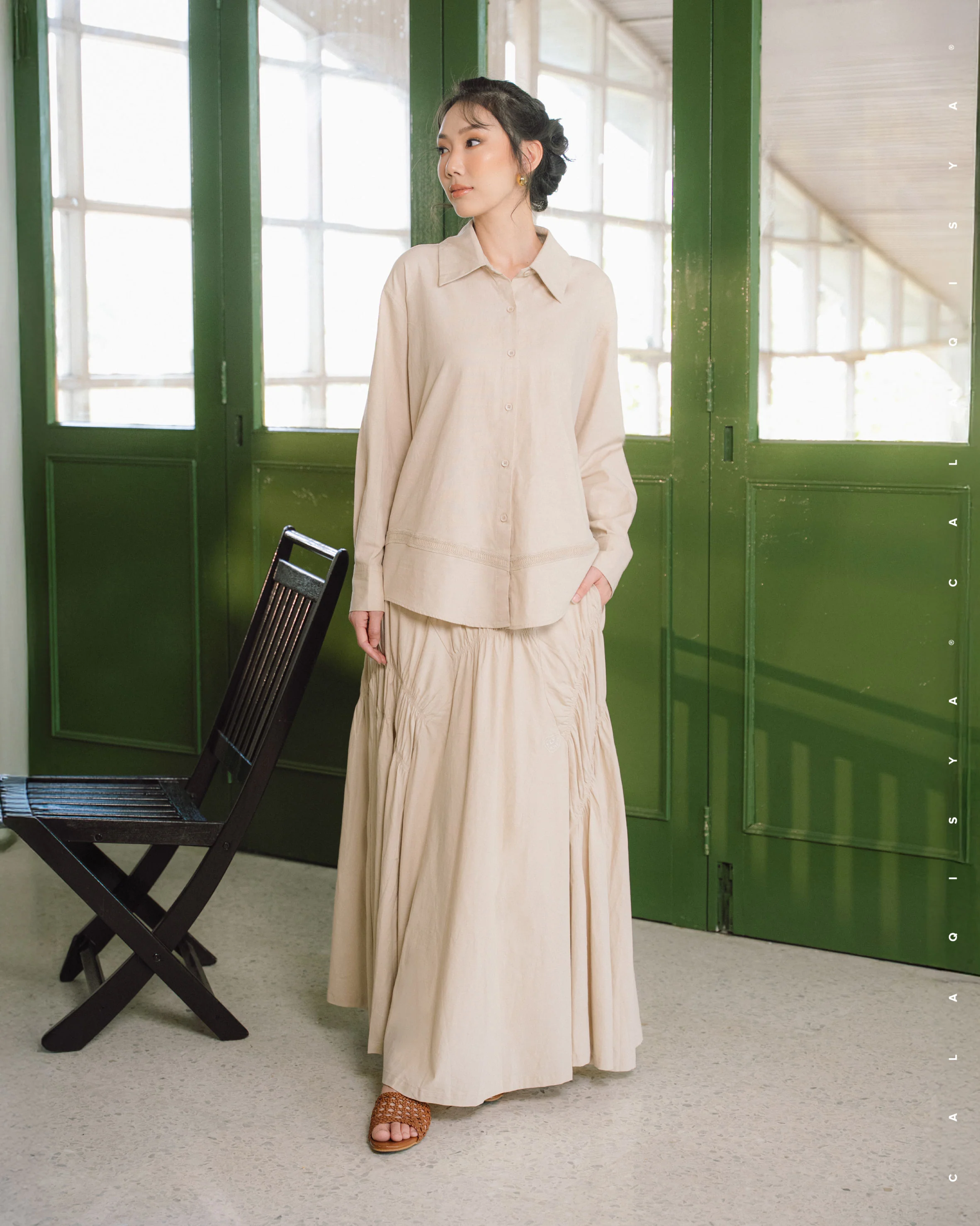 RESORT : RUYA GATHERED SKIRT 2.0 IN BISCOTTI - Image 2