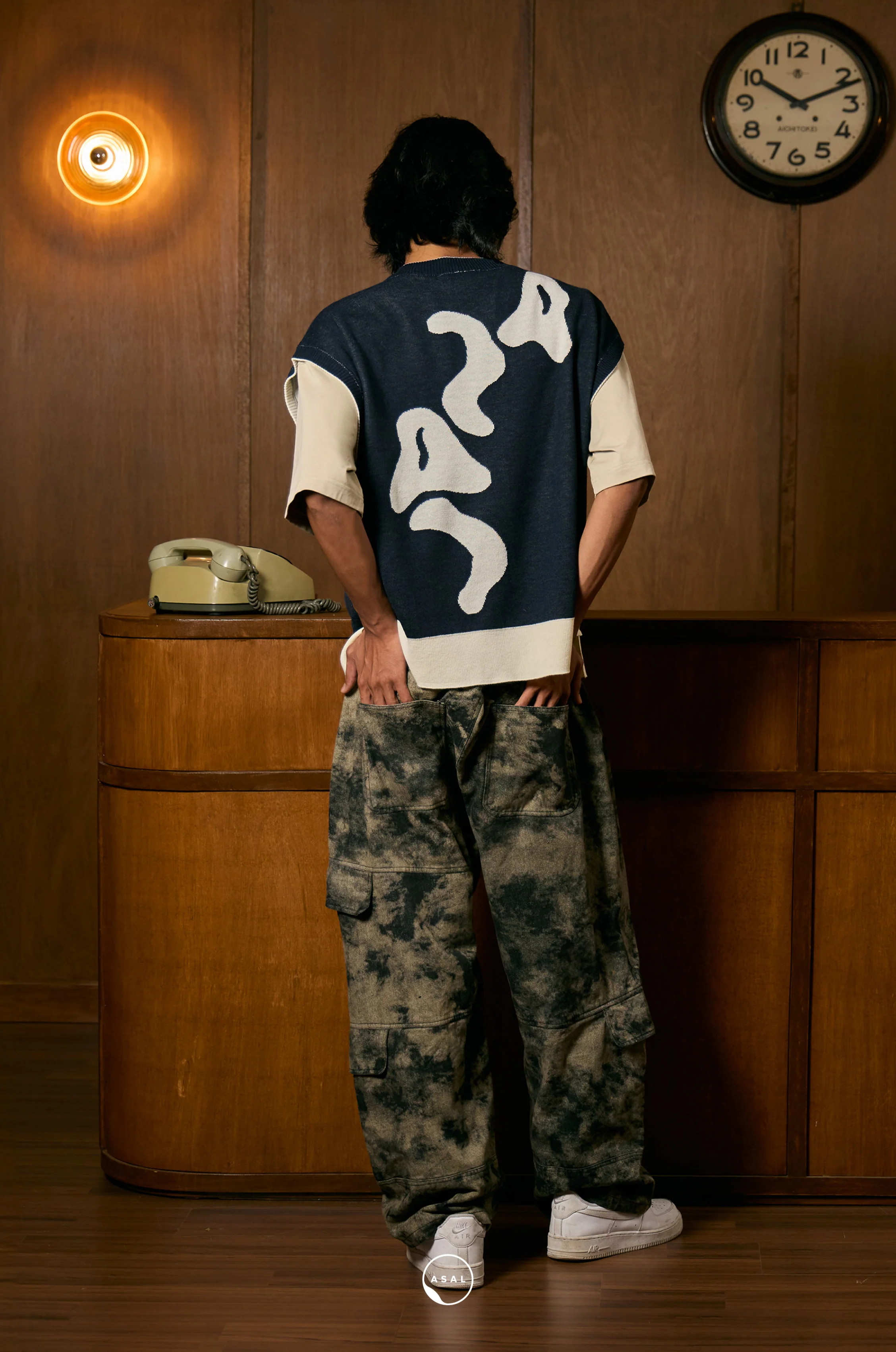 REVERSIBLE: TWIN VEST - Image 4