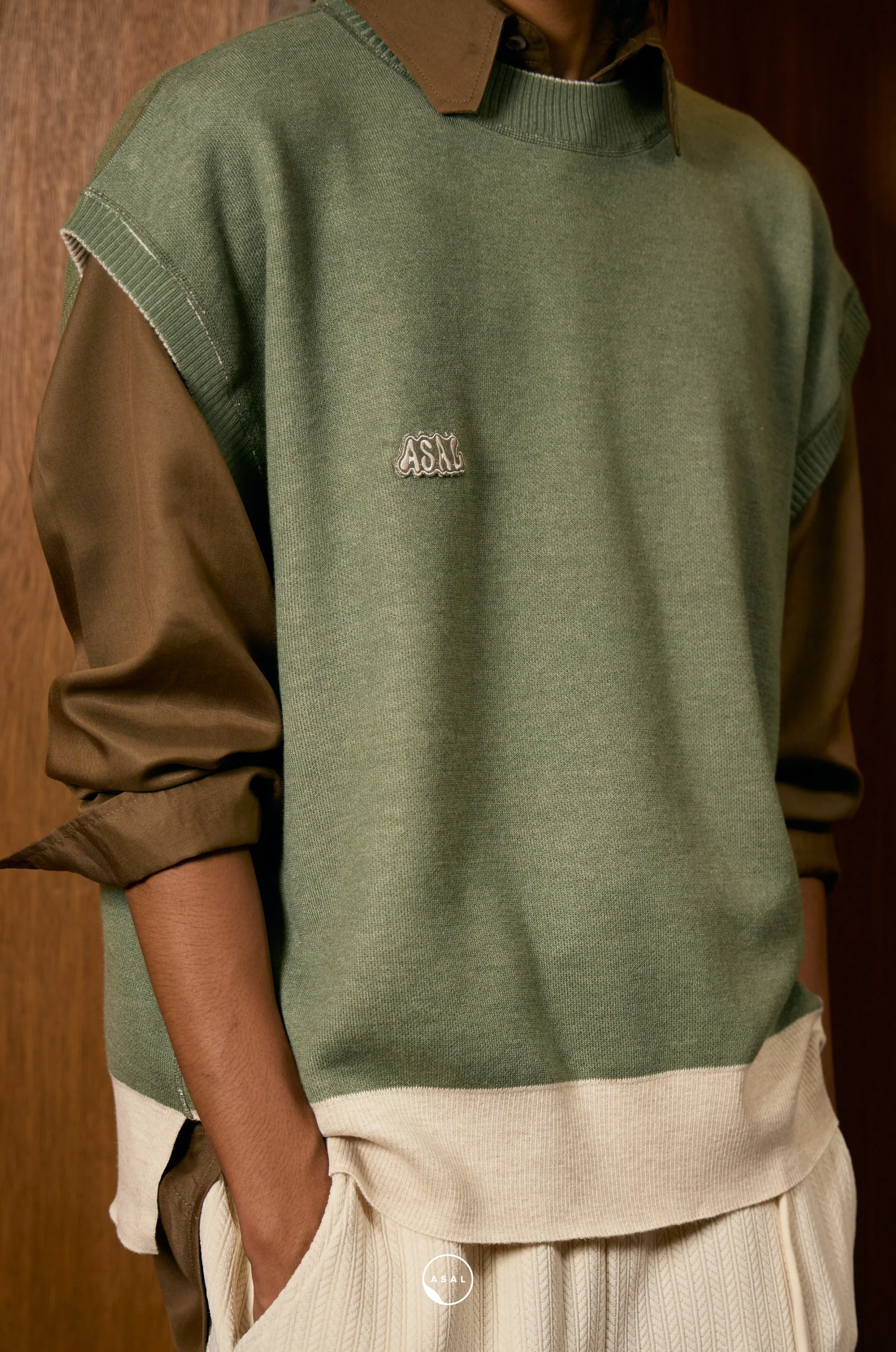 REVERSIBLE: TWIN VEST - Image 5