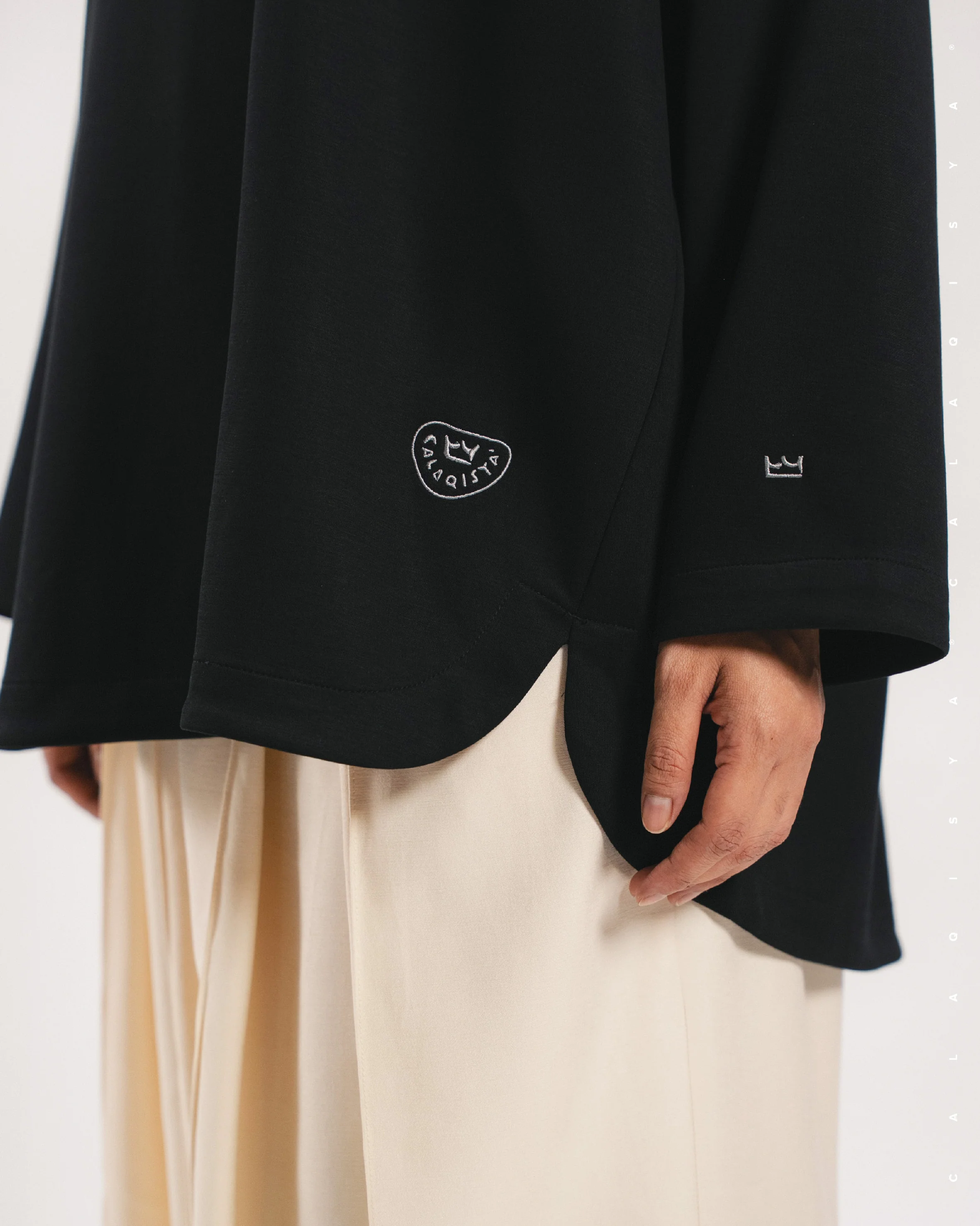 RUSH ARC TOP IN BLACK - Image 4