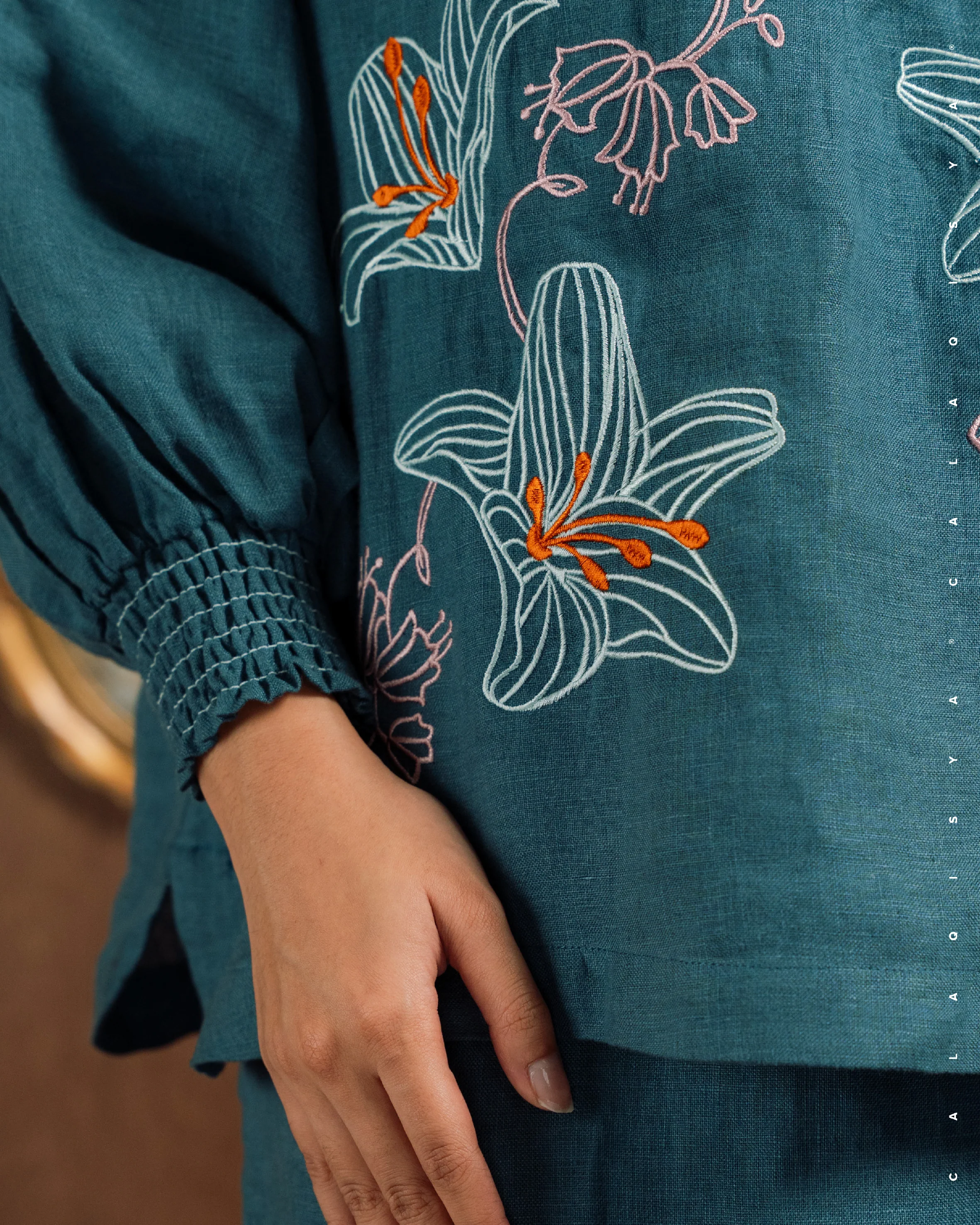 SORAYA (100% LINEN) IN MAJOLICA BLUE - Image 2